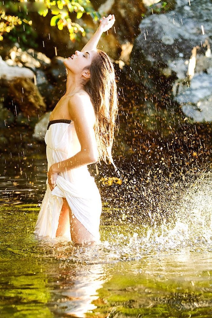 Marie Avgeropoulos in Dhaka