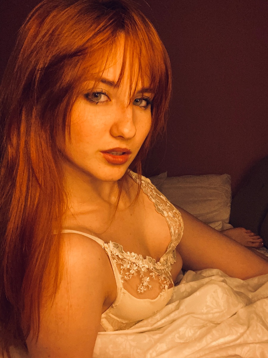 A playful frame from Nata — online in Dhaka