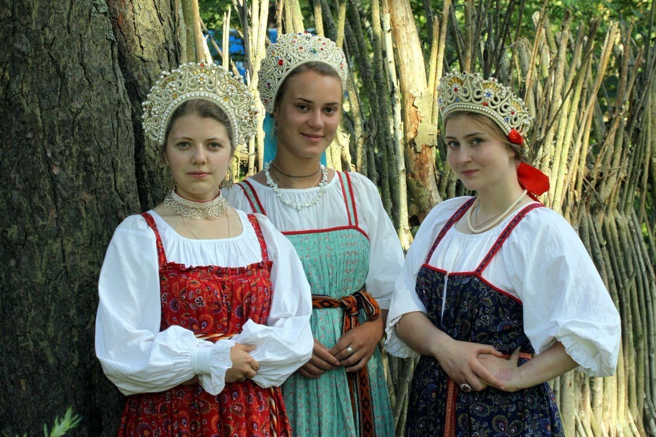 Sexy model Girls in Slavic costumes in Dhaka